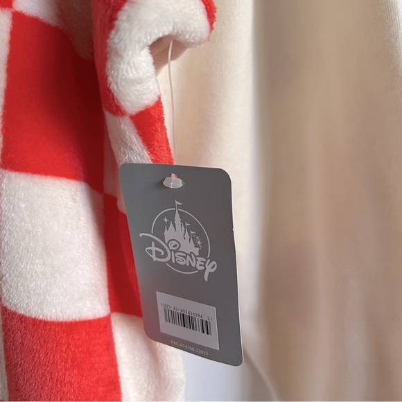 Disney Pixar 2022 Holiday Sweater Spirit Jersey - Picture 12 of 12